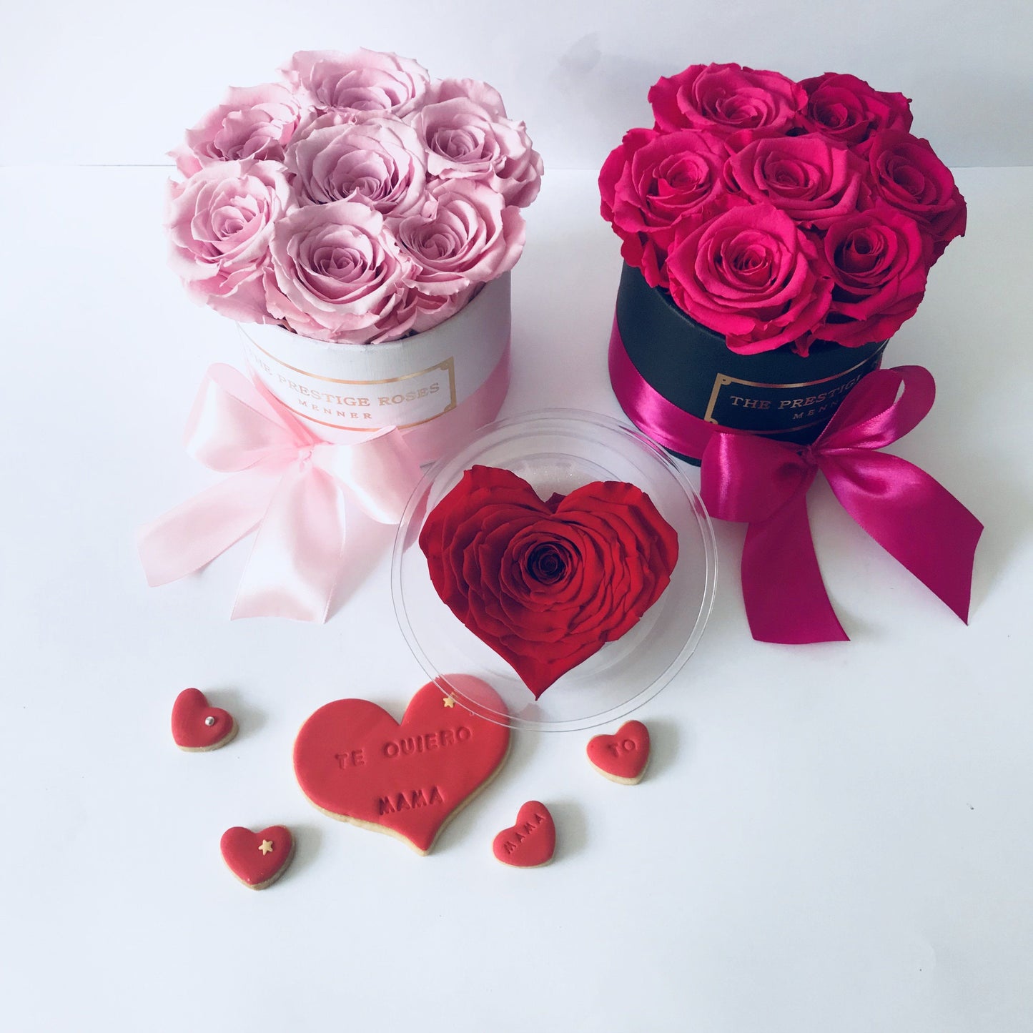 Caja elegante con rosa preservada para tanatorios y servicios funerarios